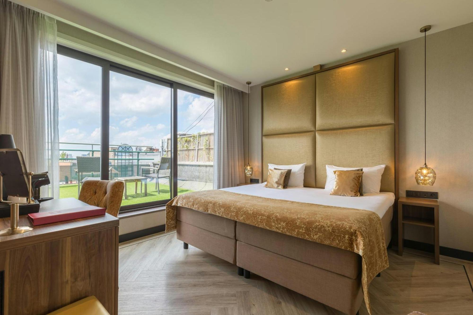 Comfort Zimmer mit 1 Doppelbett und Terrasse